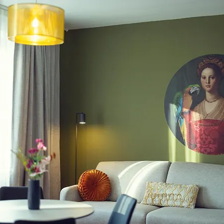 Daire Leonart Living 44